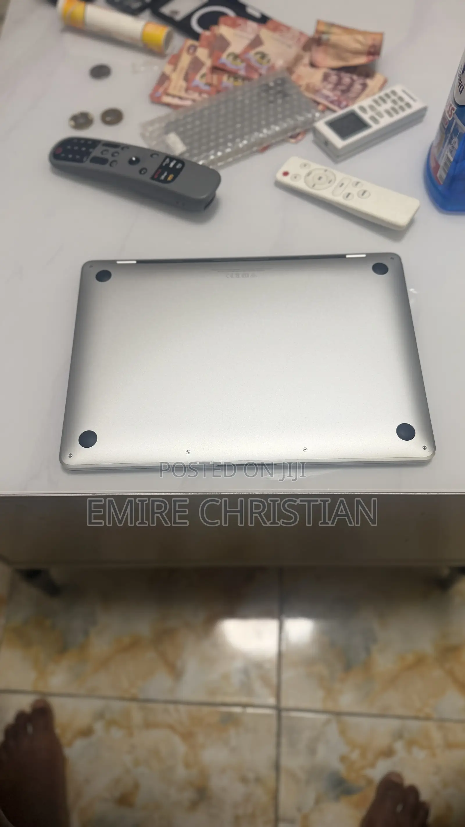 Laptop Apple MacBook Pro 2022 M2 16GB Apple M2 SSD 256GB