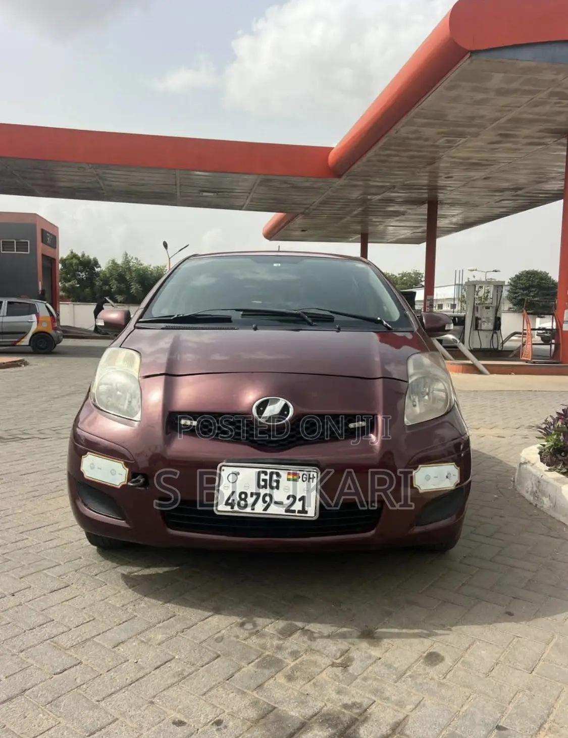 Toyota Vitz 2008 Burgundy