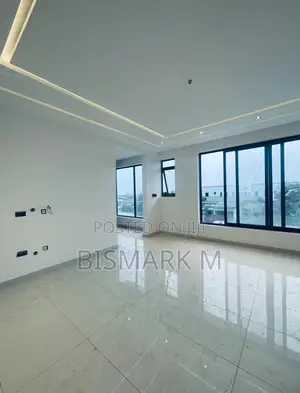 4bdrm House in School Junction, Ashaley Botwe for sale