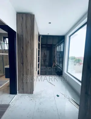 4bdrm House in School Junction, Ashaley Botwe for sale