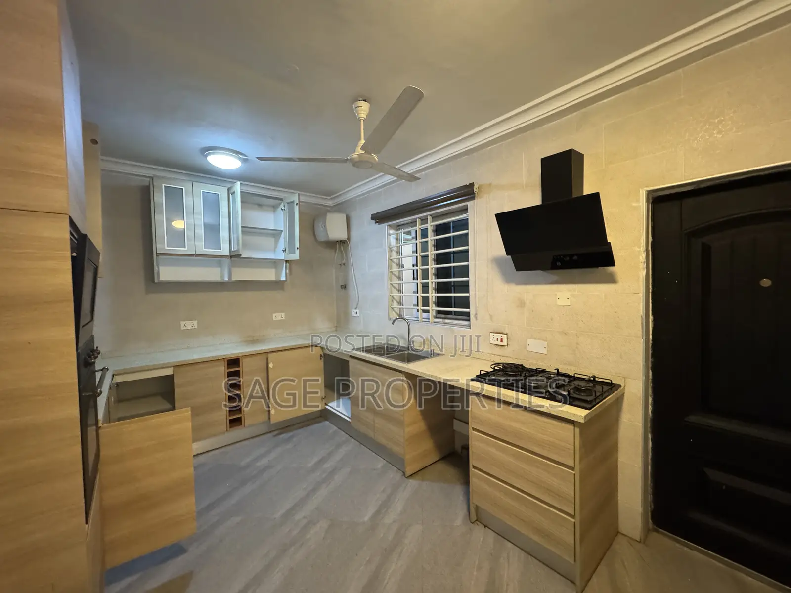 3bdrm House in Airport Residential Area for rent
