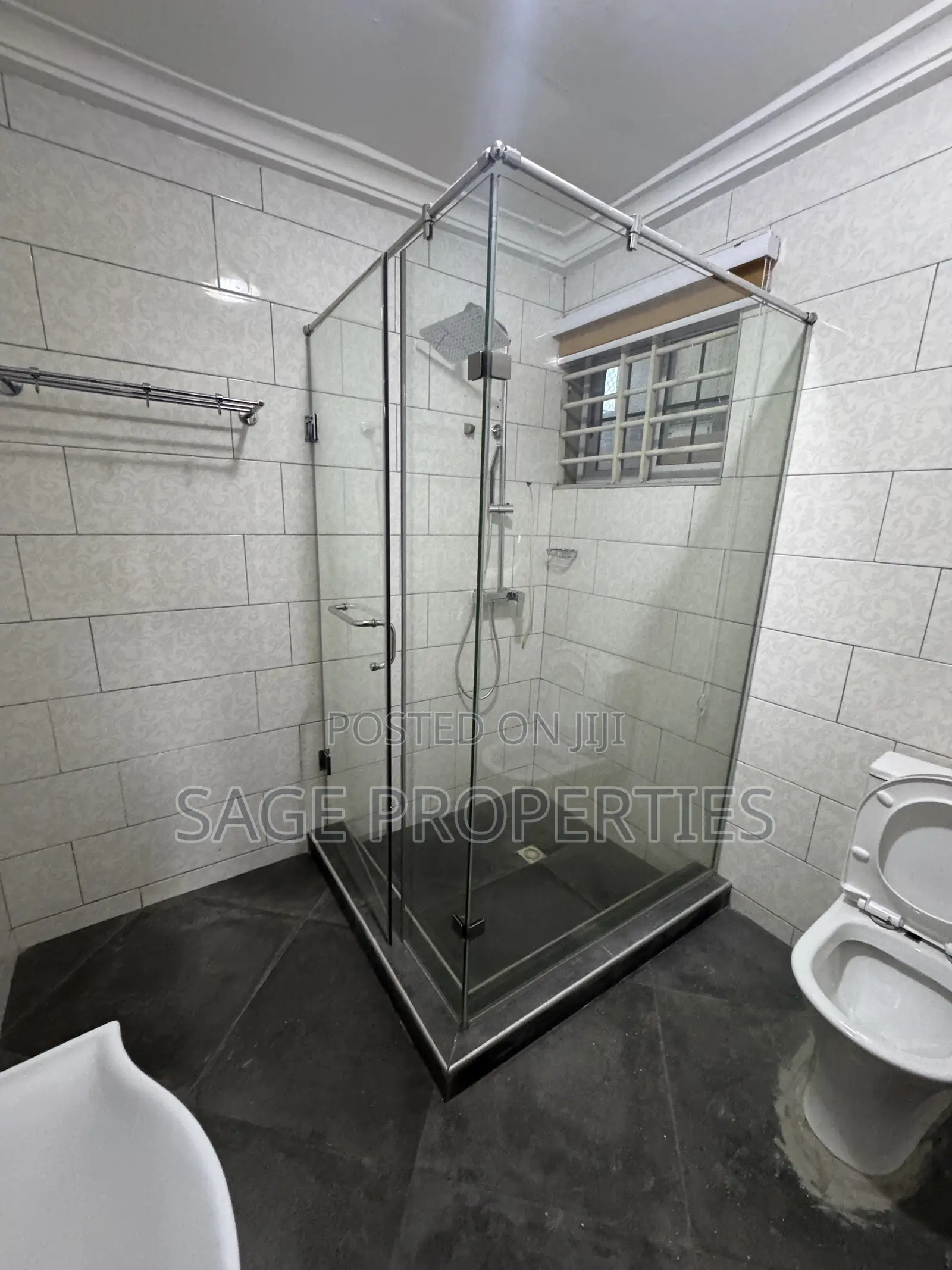 3bdrm House in Airport Residential Area for rent