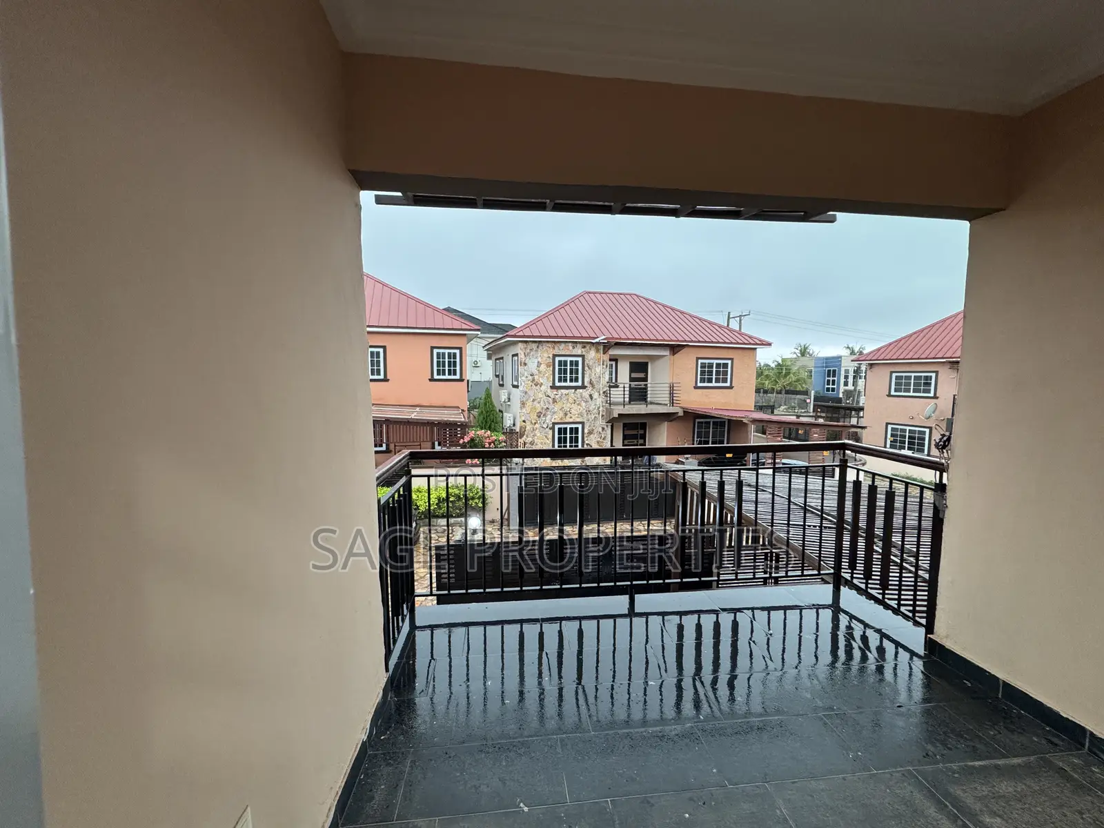 3bdrm House in Airport Residential Area for rent