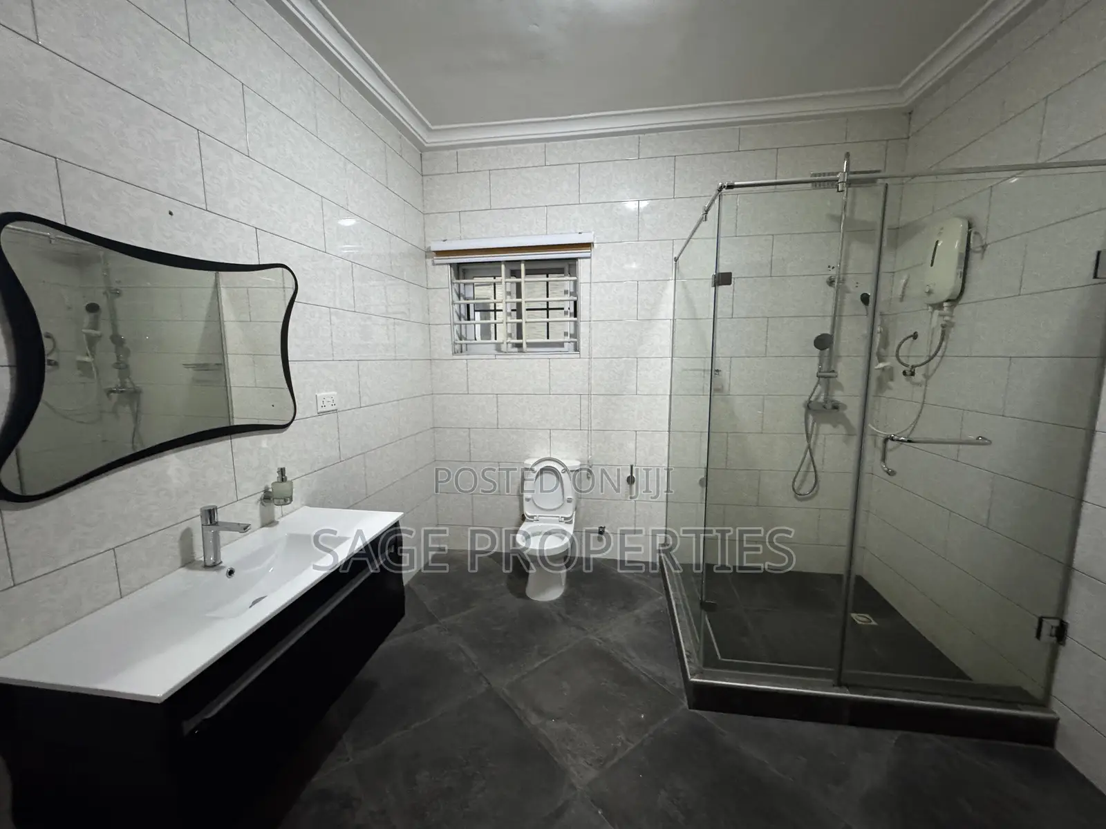 3bdrm House in Airport Residential Area for rent