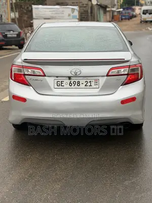 Toyota Camry SE 4dr Sedan (2.5L 4cyl 6A) 2014 Silver
