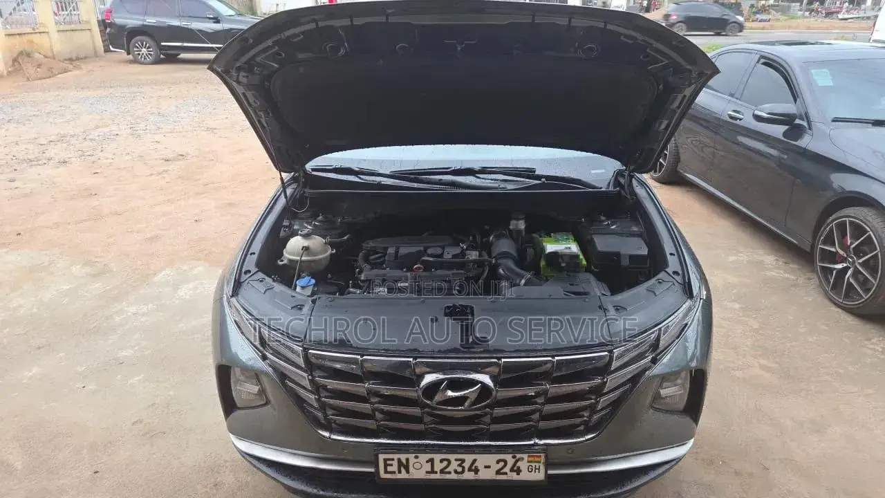 Hyundai Tucson SE 2022 Gray