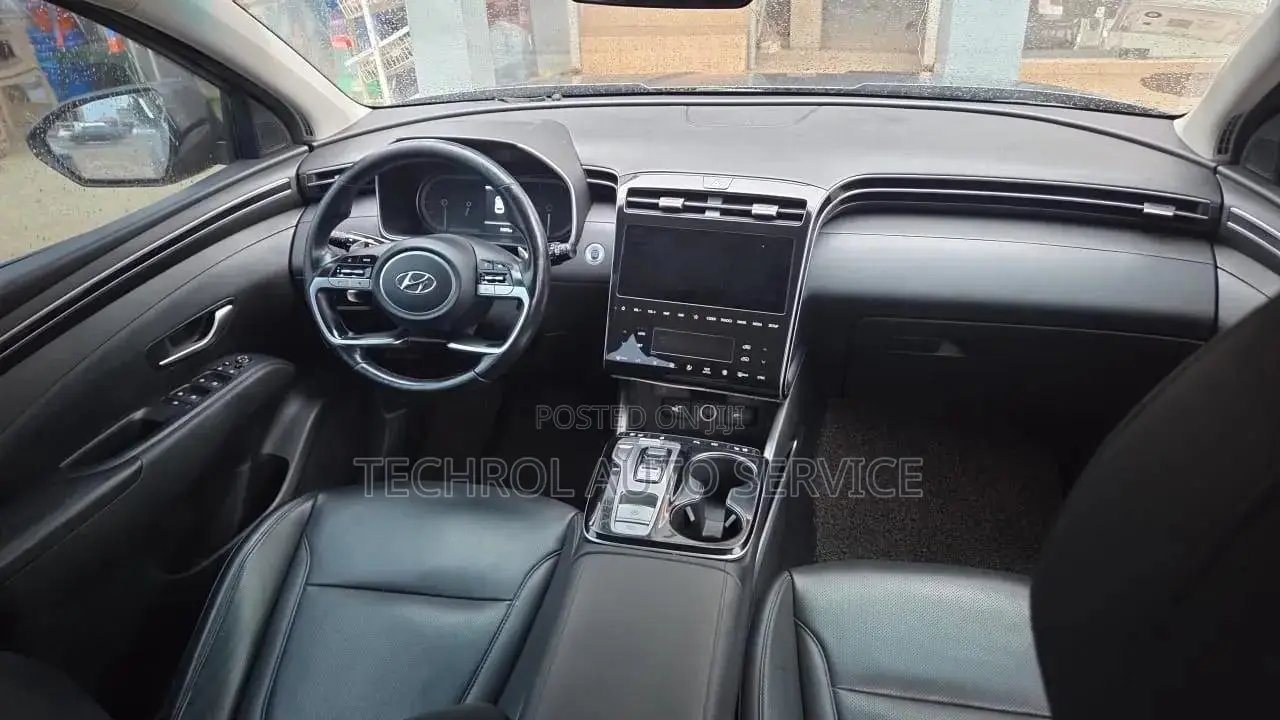 Hyundai Tucson SE 2022 Gray