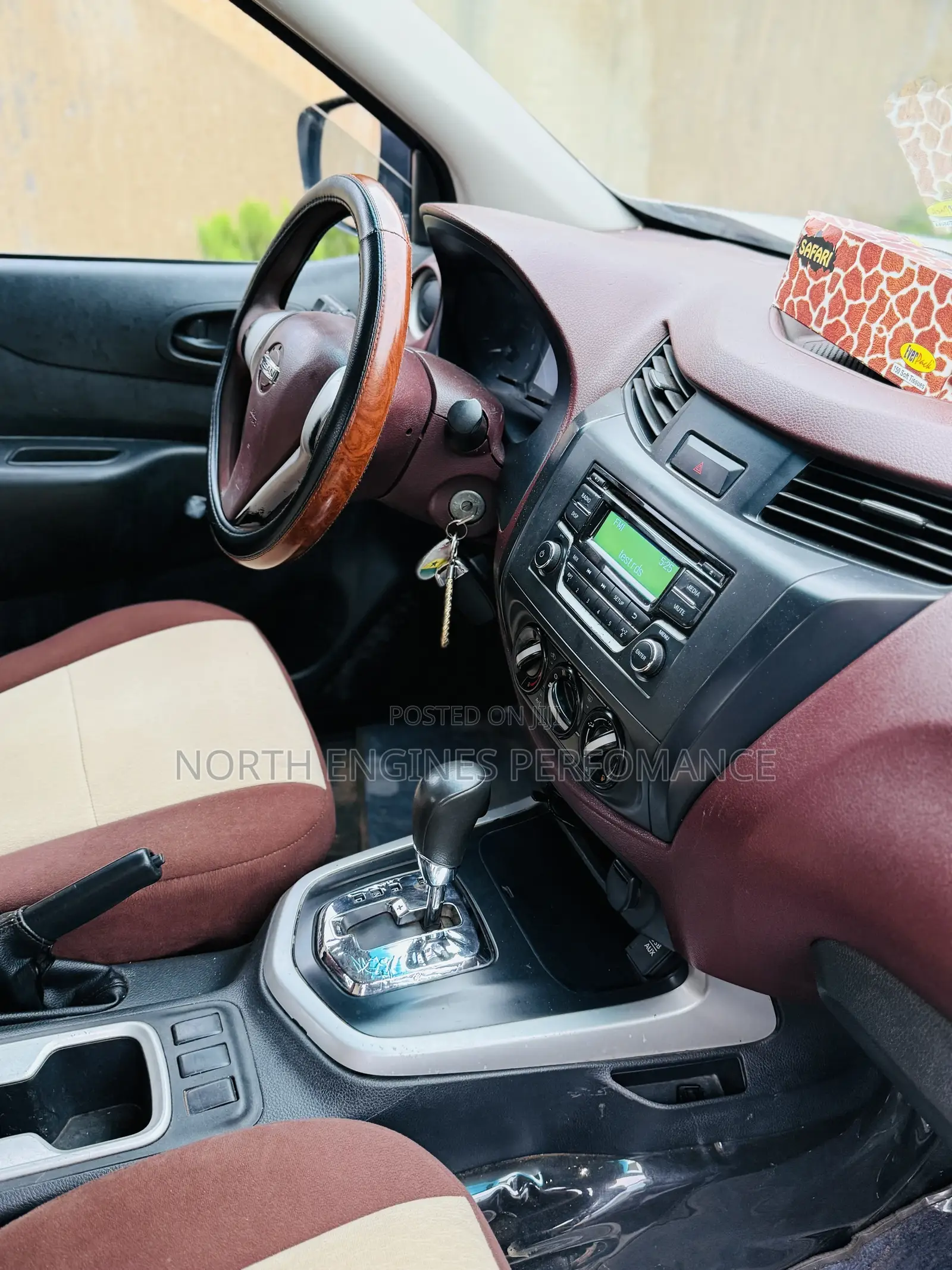 Nissan Navara 2017 White