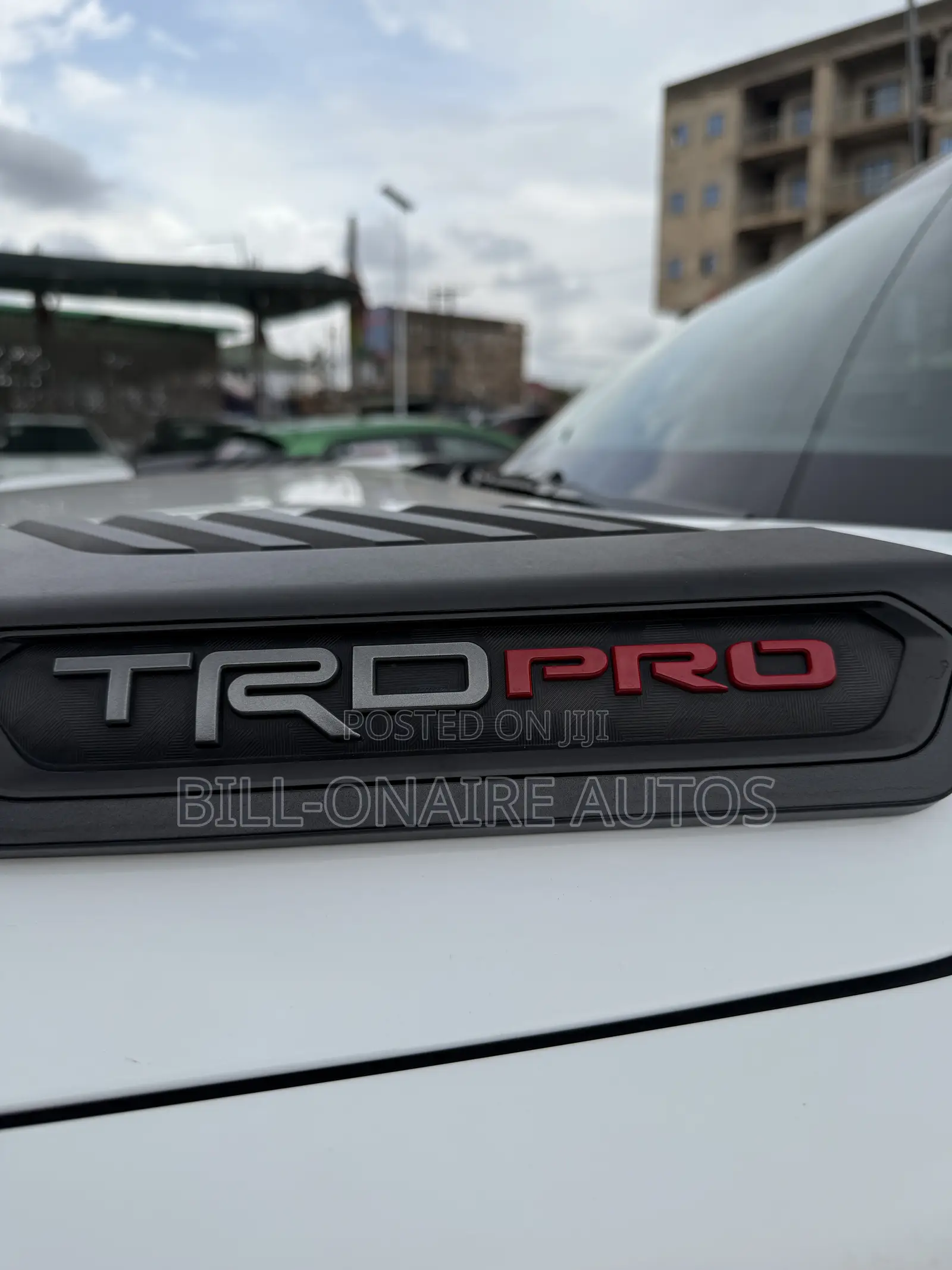 Toyota Tundra 2023 White