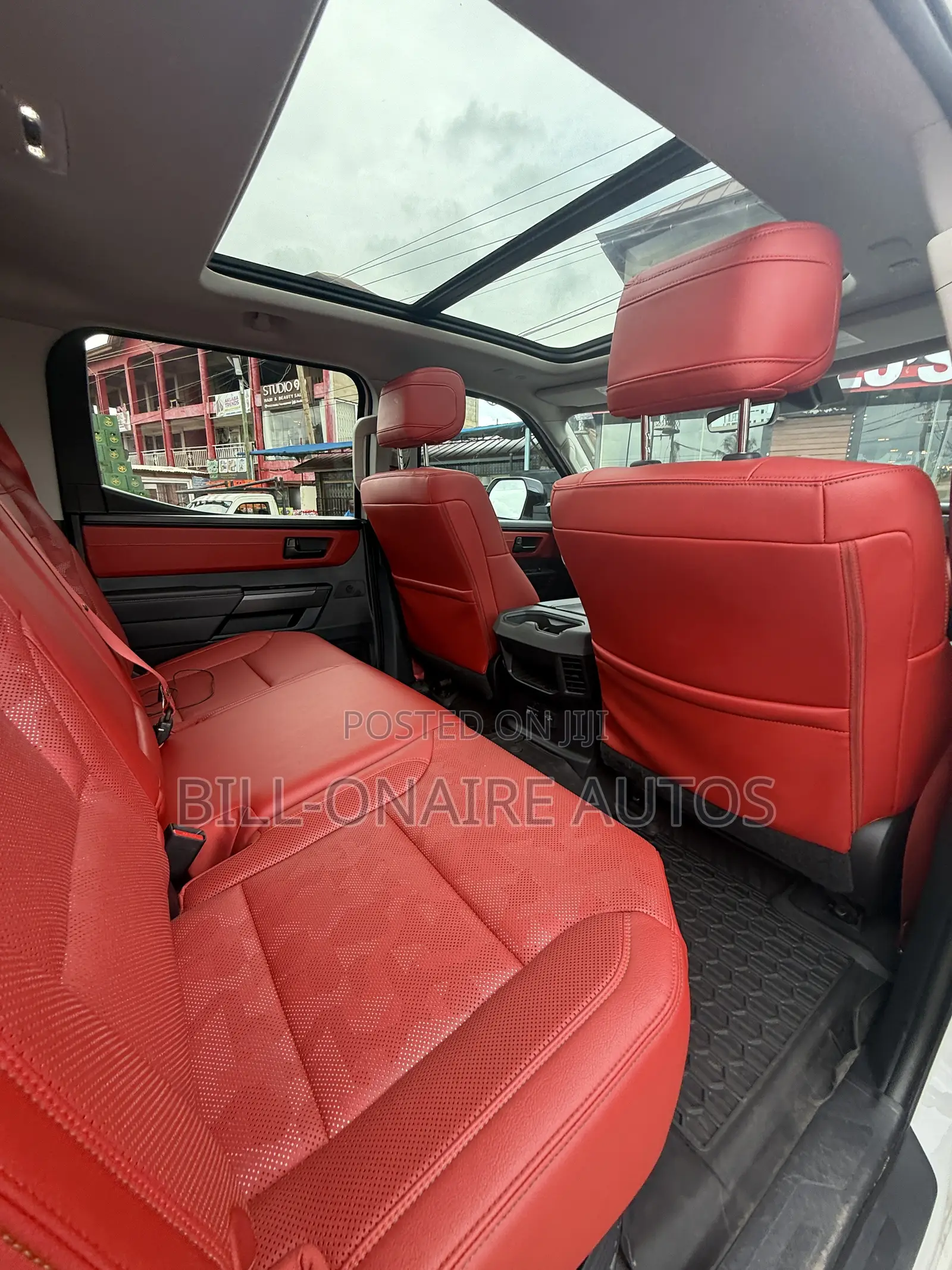 Toyota Tundra 2023 White