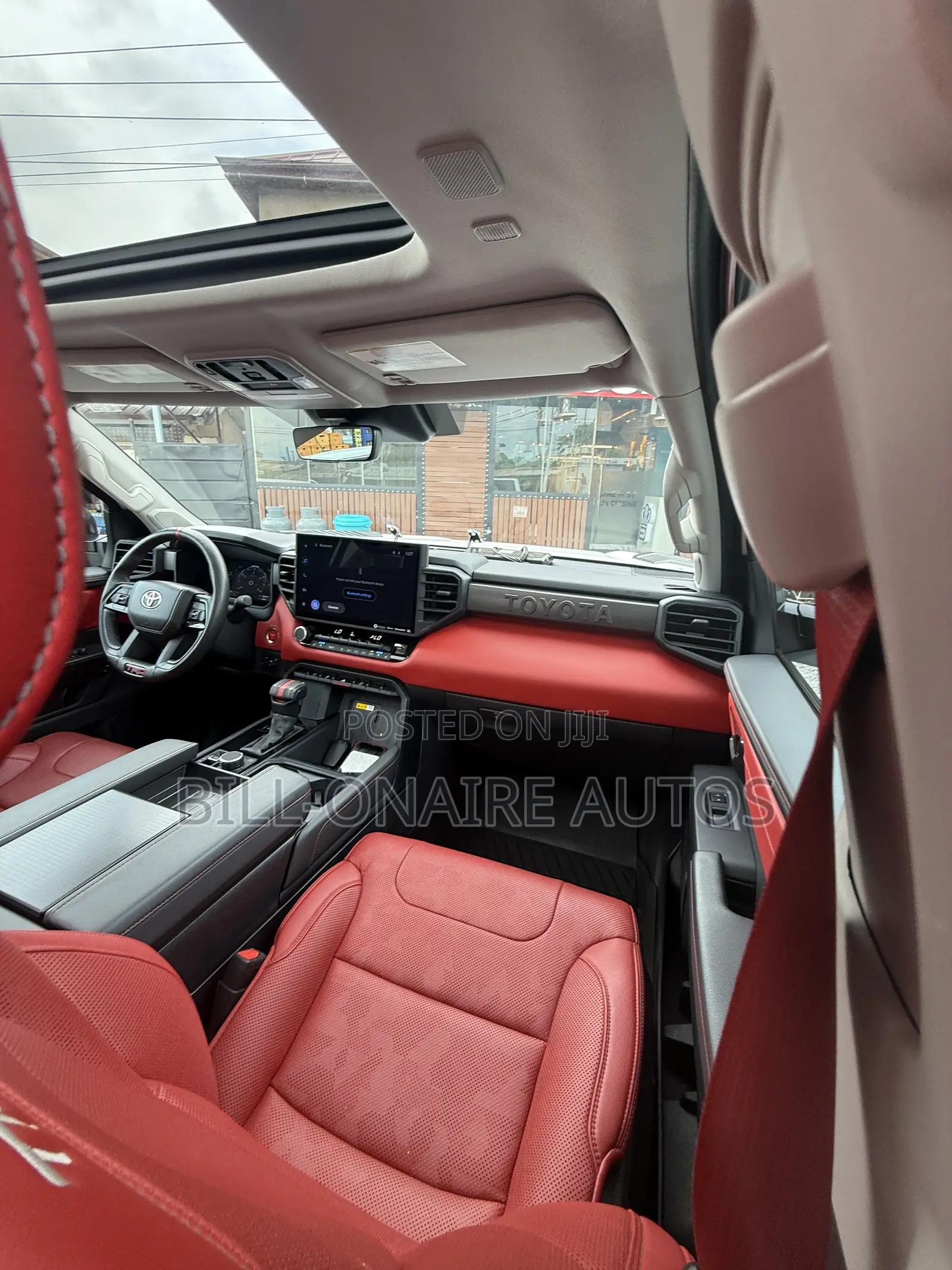 Toyota Tundra 2023 White