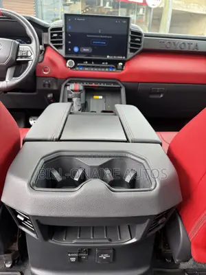 Toyota Tundra 2023 White