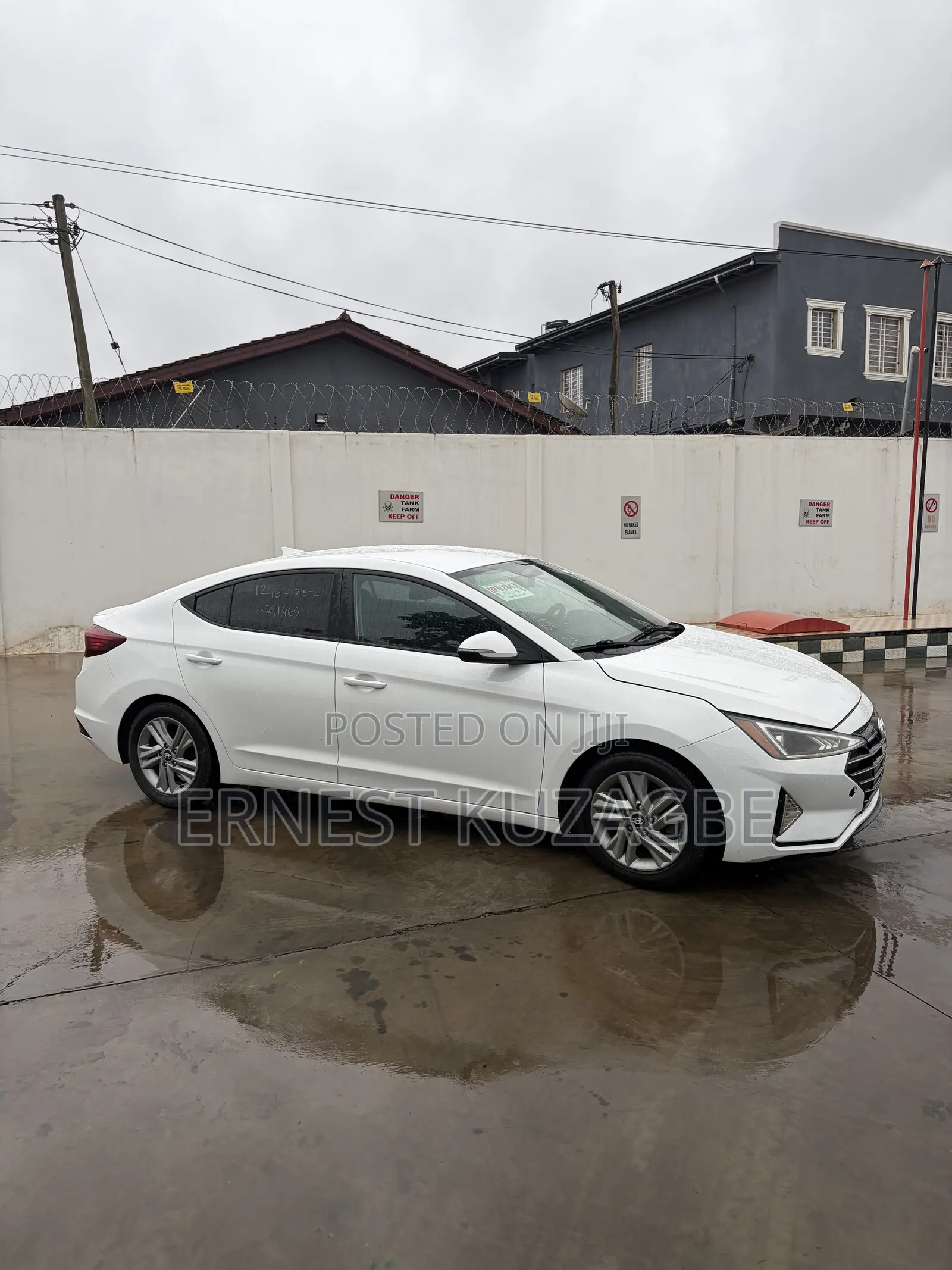 Hyundai Elantra 2019 White