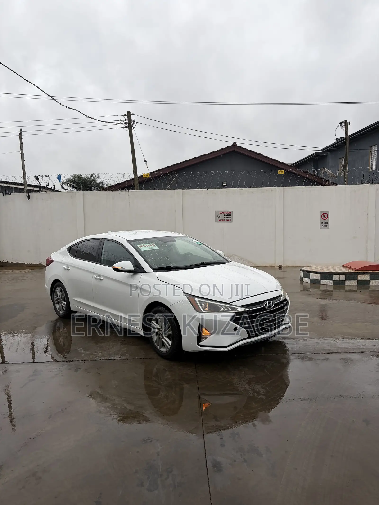Hyundai Elantra 2019 White