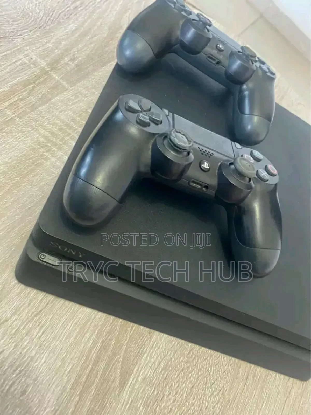 Ps4 Slim With Two Pad