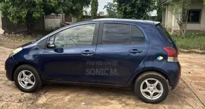 Toyota Vitz 1.3 FWD 5dr 2010 Blue