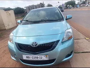 Toyota Yaris 2010 Blue