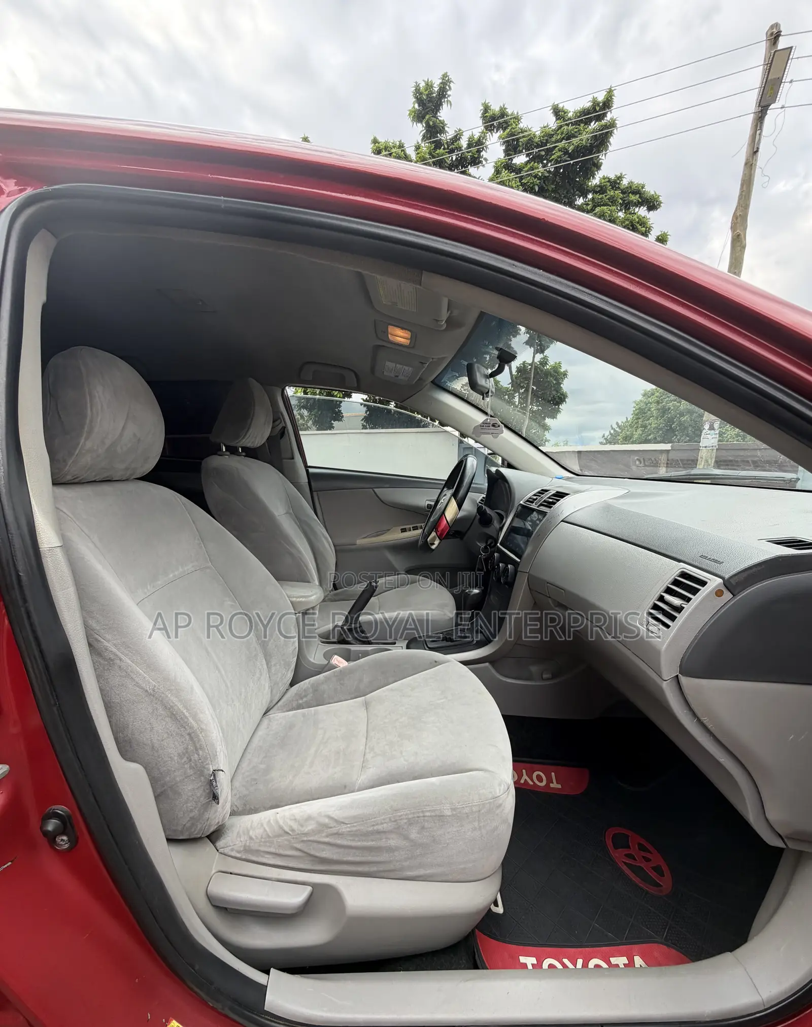 Toyota Corolla LE 4dr Sedan (1.8L 4cyl 4A) 2010 Red