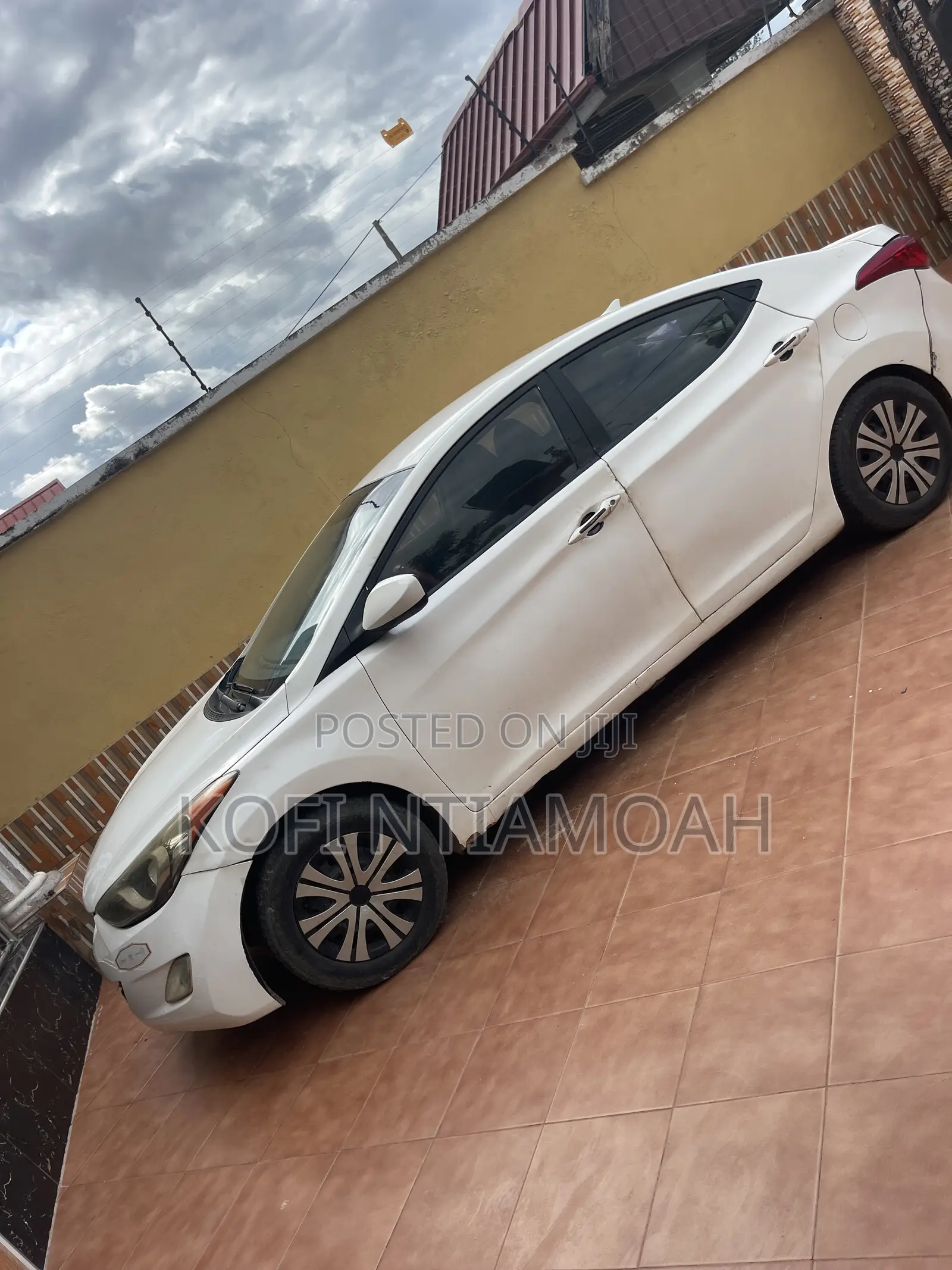 Hyundai Elantra GLS Sedan FWD (1.8L 4cyl 6M) 2013 White