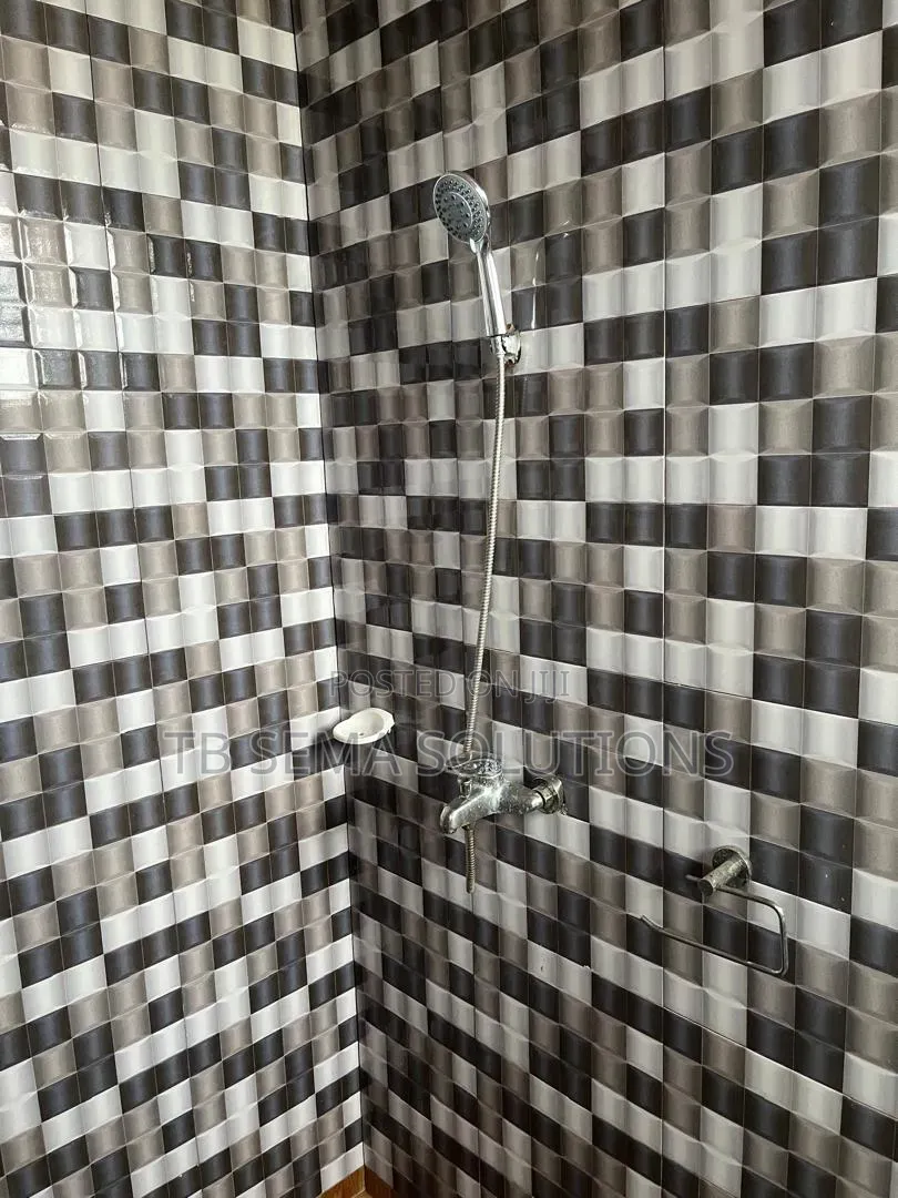 1bdrm Apartment in Isreal Park for rent