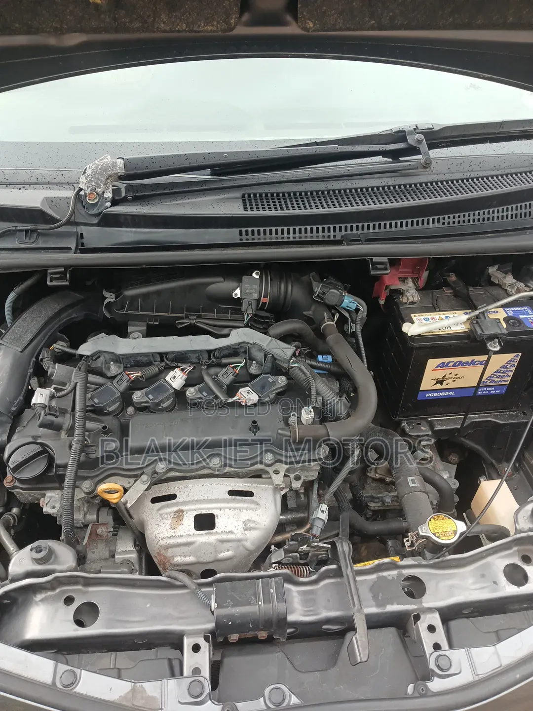 Toyota Vitz 1.3 AWD 5dr 2013 Gray