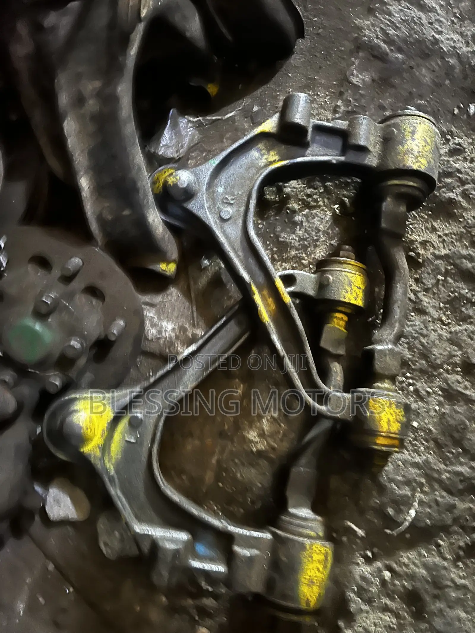 Toyota Fish Upper Arm
