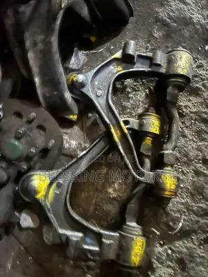 Toyota Fish Upper Arm