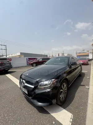 Mercedes-Benz C300 Base Sedan RWD (2.0L 4cyl 7A) 2016 Black