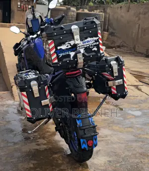 Yamaha 2023 Blue