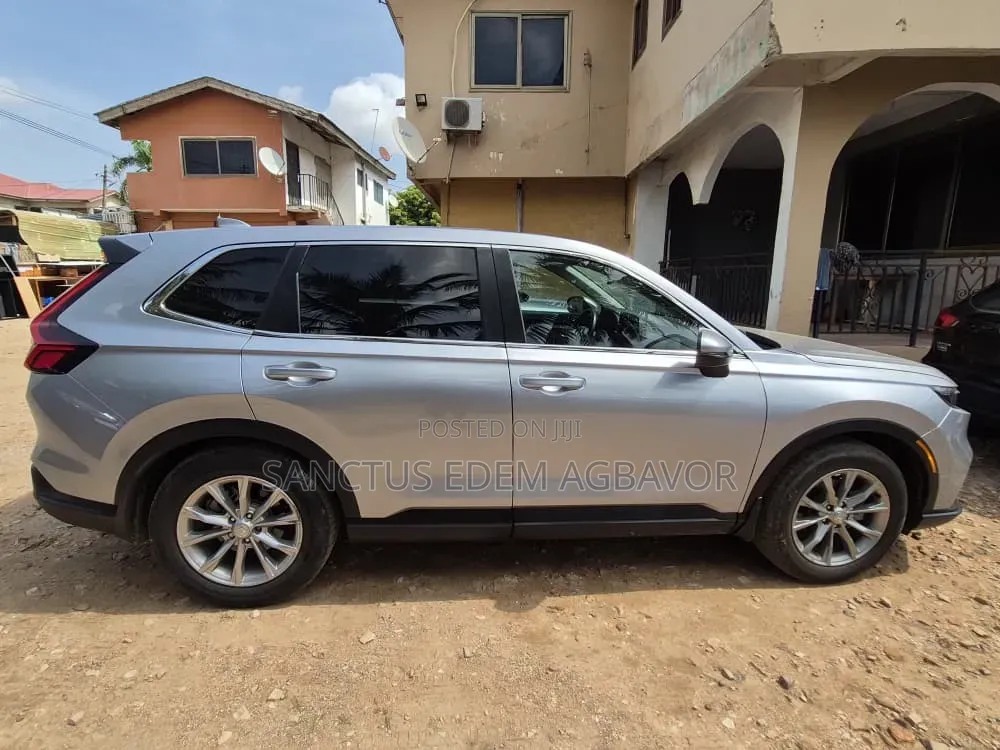 Honda CR-V 2023 Silver