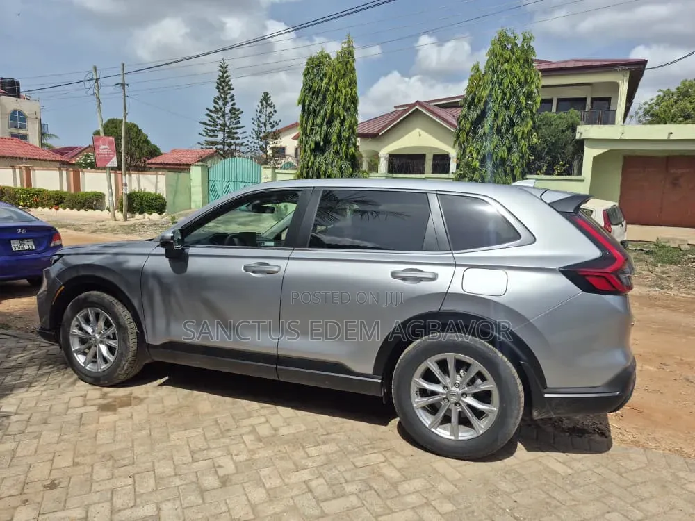 Honda CR-V 2023 Silver