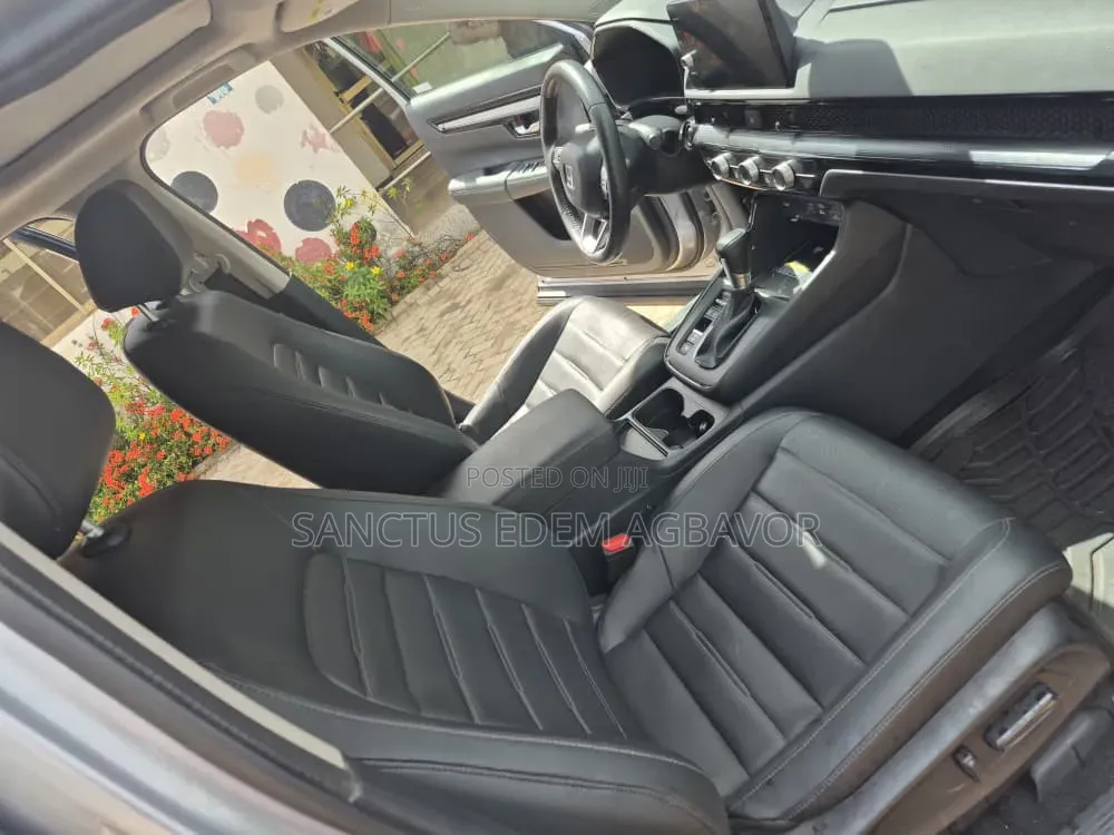 Honda CR-V 2023 Silver
