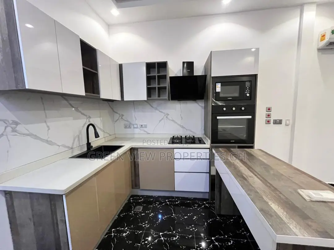 Furnished 2bdrm Duplex in Ashaley Botwe for sale