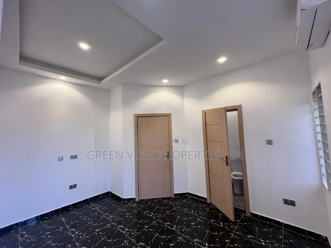 Furnished 2bdrm Duplex in Ashaley Botwe for sale