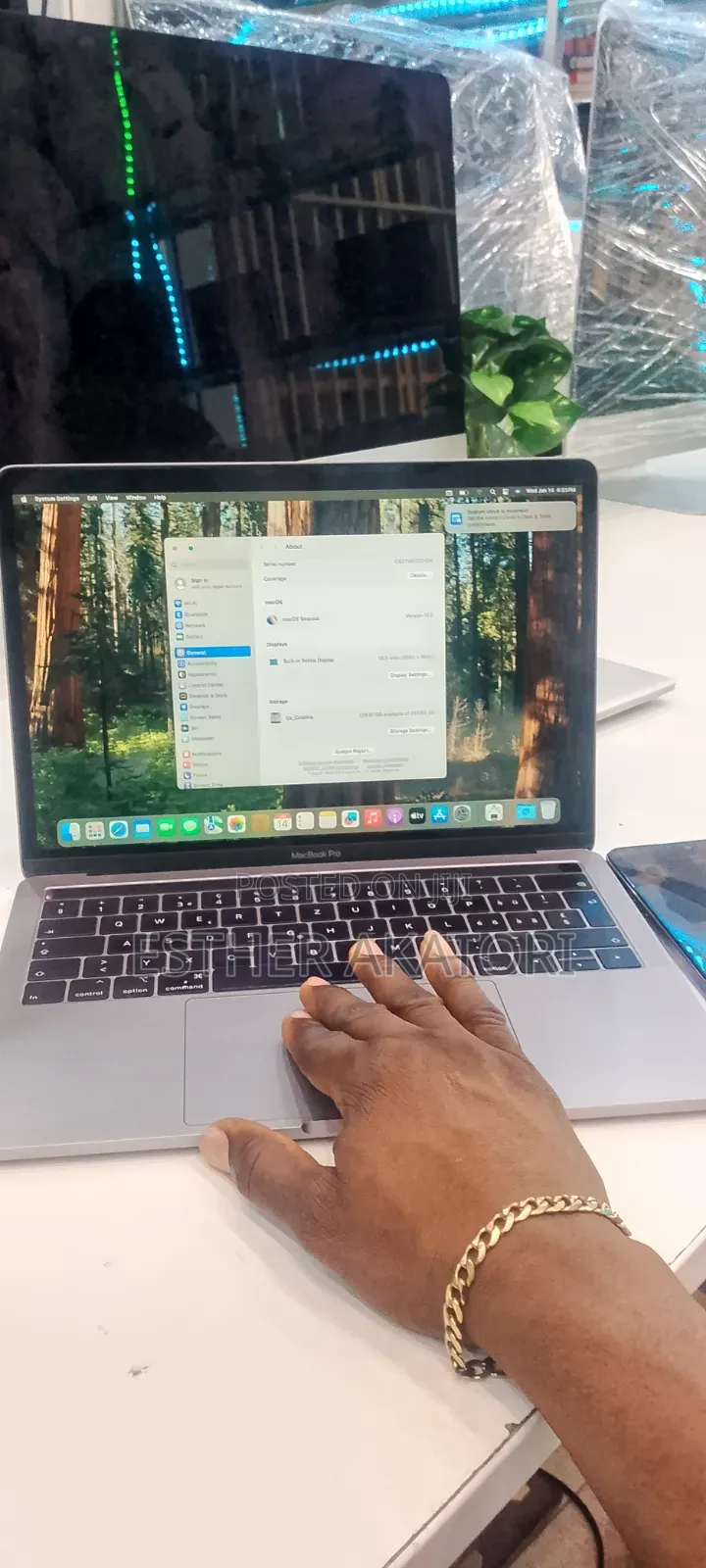 Laptop Apple MacBook Pro 2019 16GB Intel Core i5 SSD 256GB