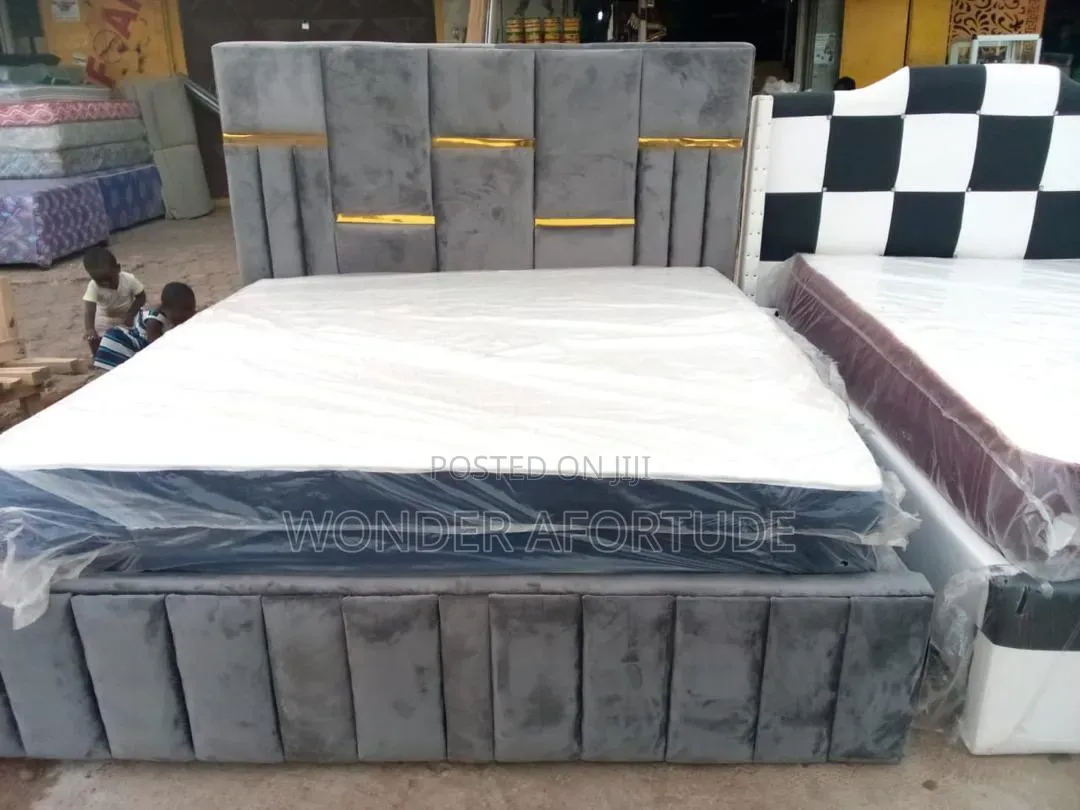 Queen Size Bed With Mattress