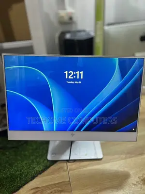 Desktop Computer HP 200 G4 22 All-in-One 16GB Intel Core i5 SSD 512GB