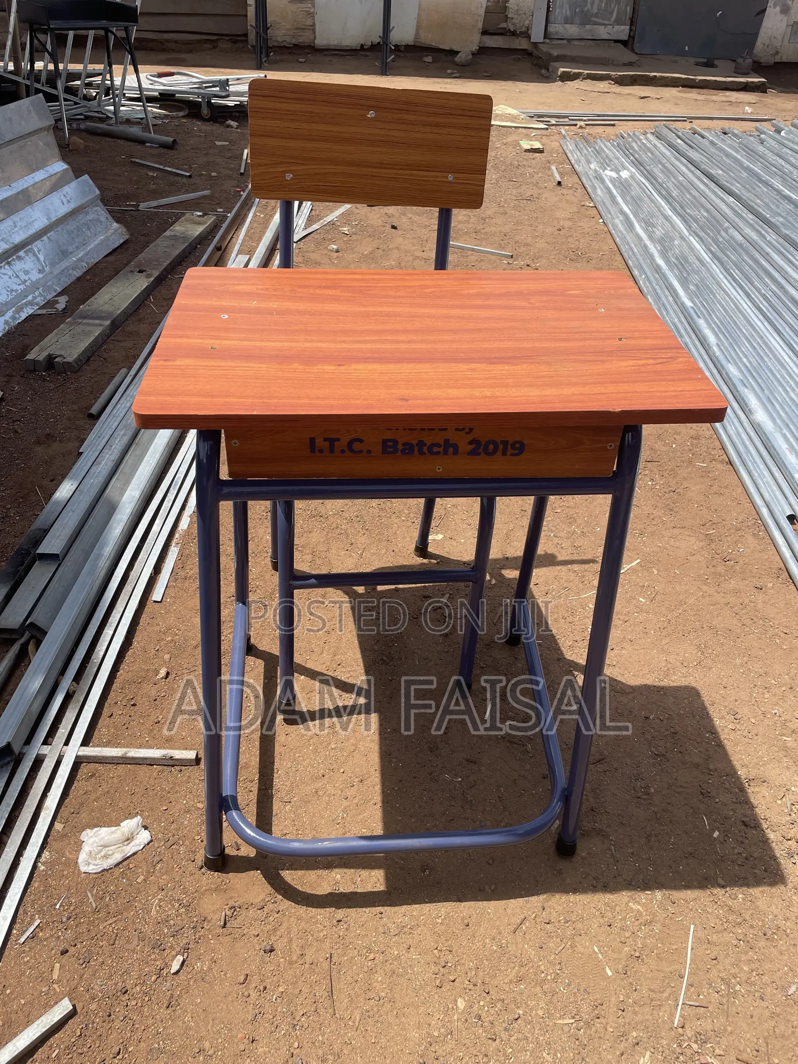 Mono Desk for Student