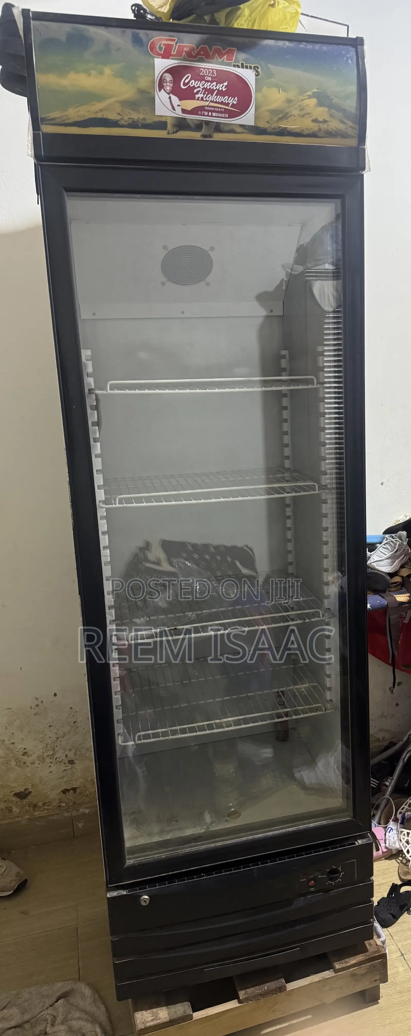 Refrigerator
