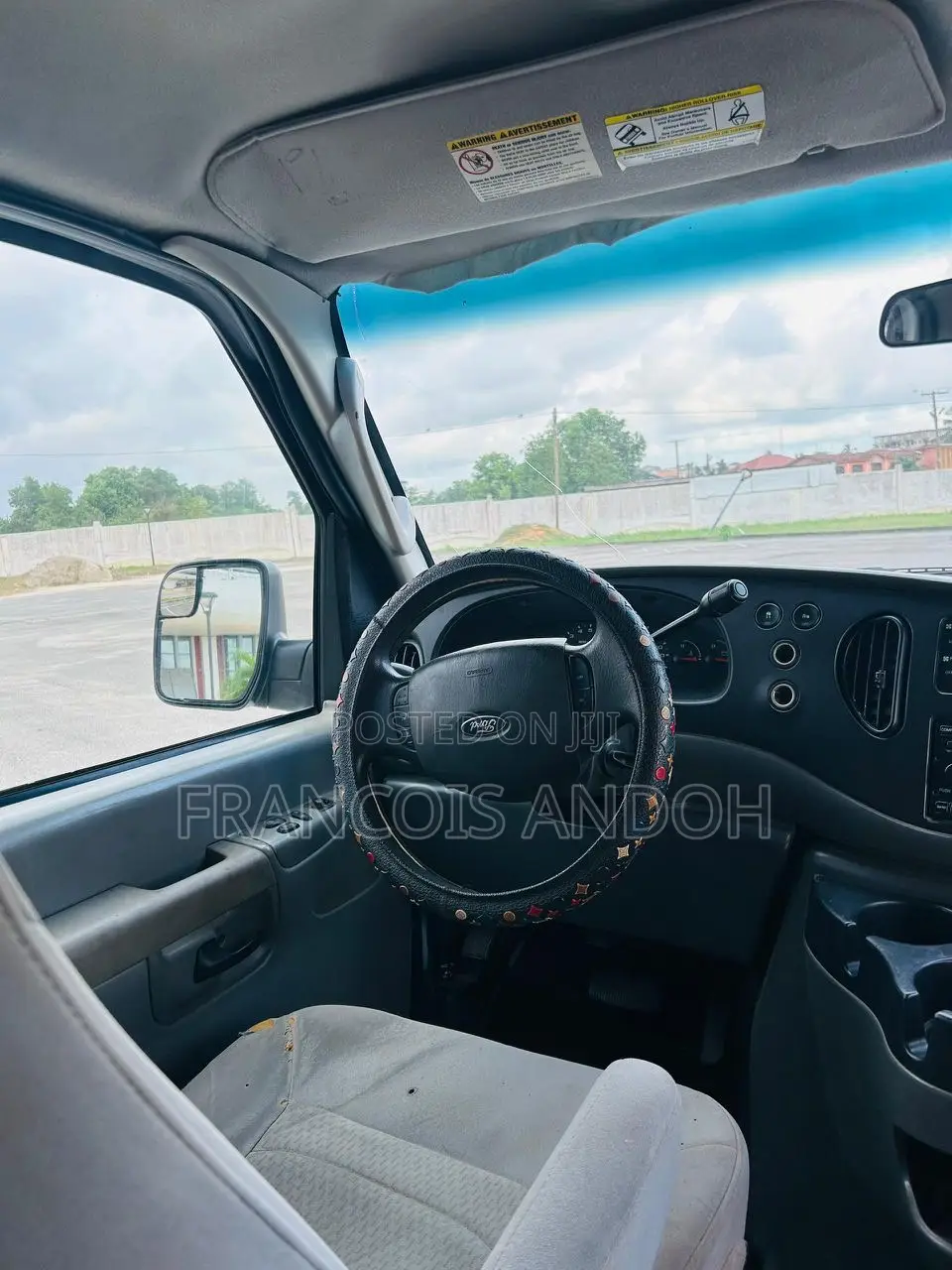 Ford E-350 Super Duty XL 2012 White