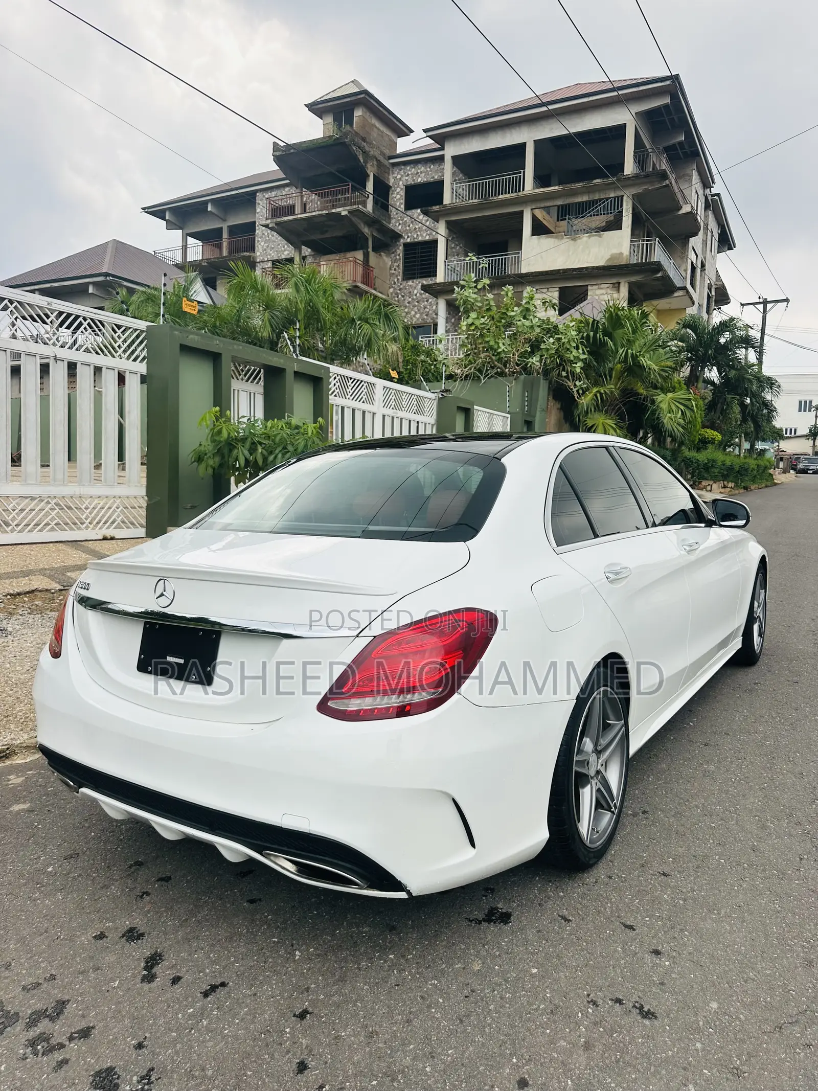 Mercedes-Benz C300 Sport 4Matic Sedan AWD (2.0L 4cyl 7A) 2017 White