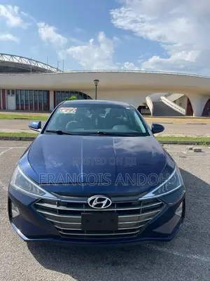Hyundai Elantra 2019 Blue