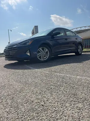Hyundai Elantra 2019 Blue