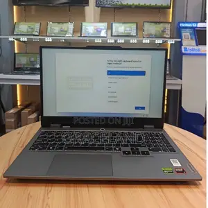 New Laptop Lenovo LOQ 15ARP9 16GB AMD Ryzen 7 SSD 1T