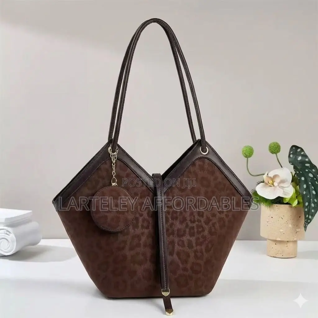 Wild Chic Set