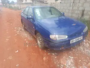 Hyundai Elantra Base 1992 Blue
