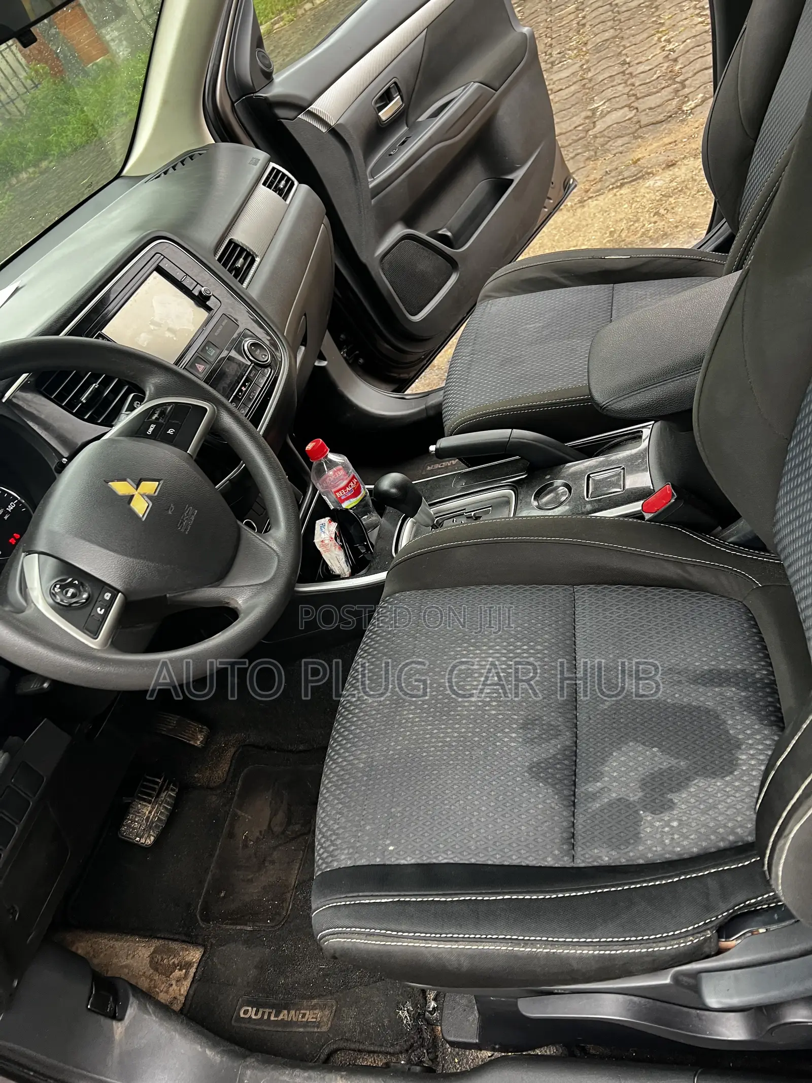 Mitsubishi Outlander 2018 Brown