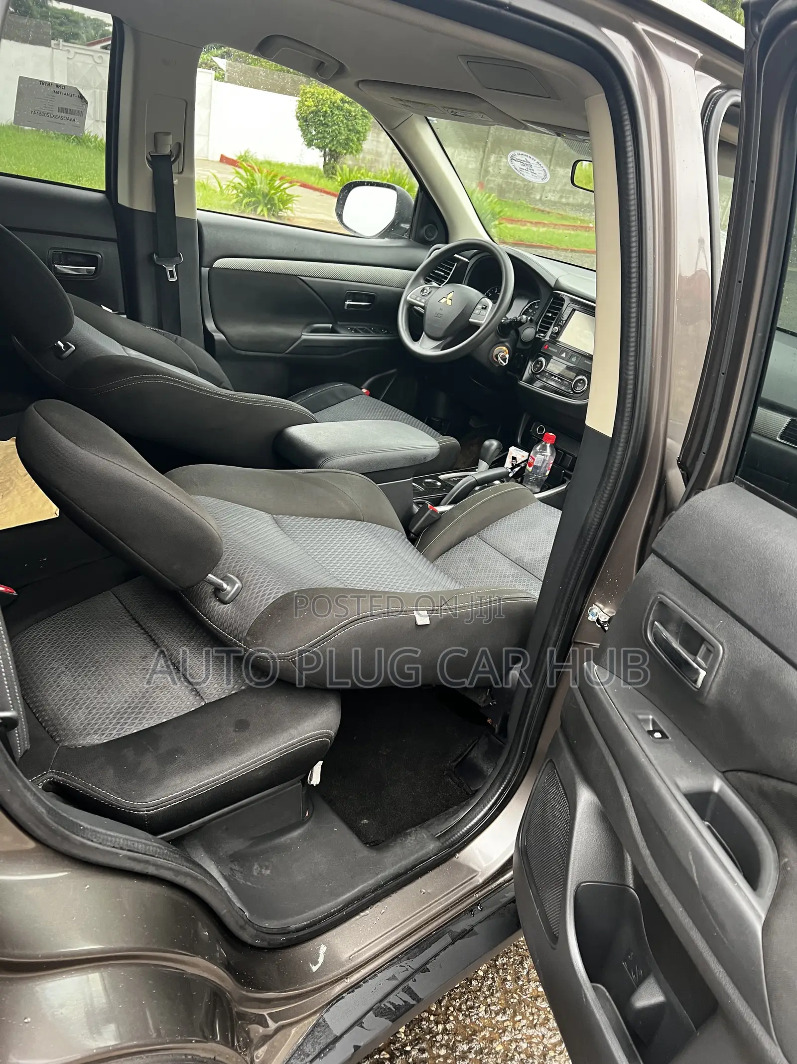 Mitsubishi Outlander 2018 Brown