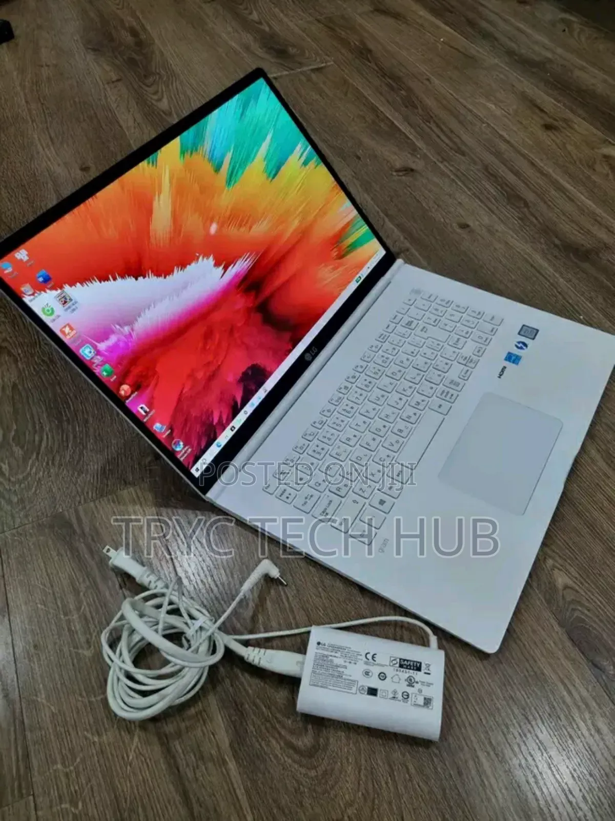 New Laptop LG Gram 15.6 16GB Intel Core i5 SSD 1T