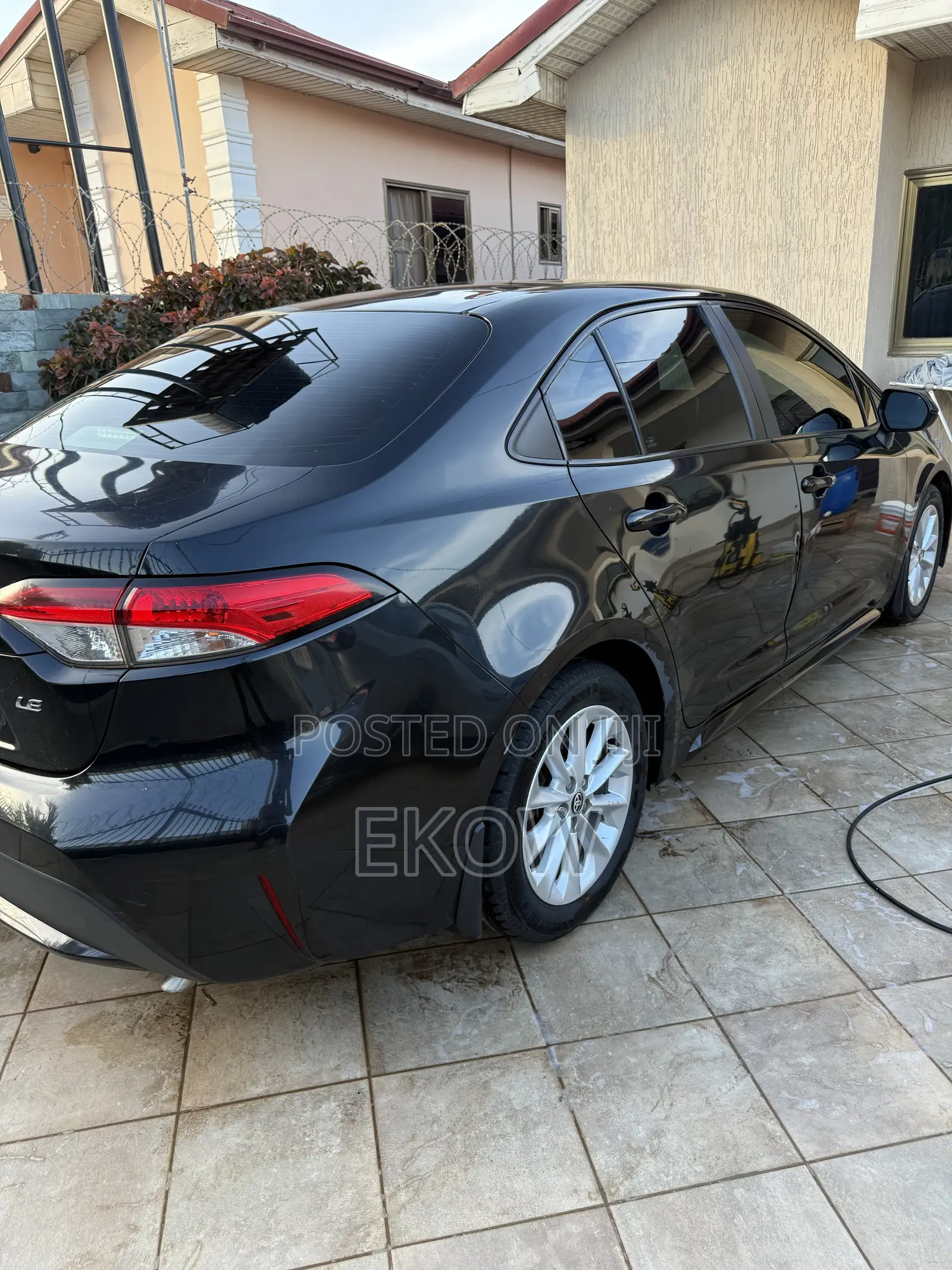 Toyota Corolla LE 2020 Black
